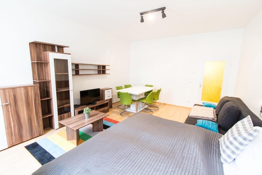 Apartment Knollgasse 1