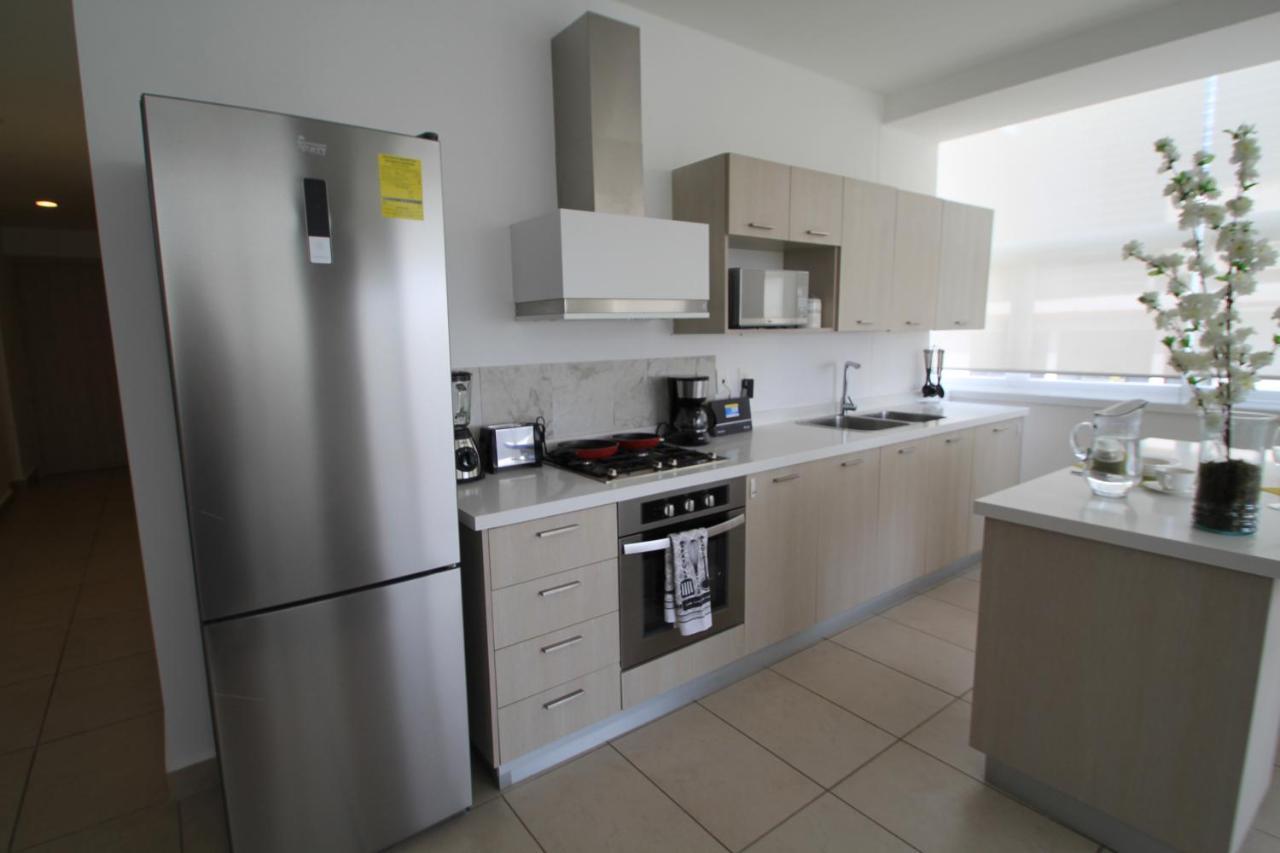 Boutique Apartment Downtown 707 Two Bedrooms 1