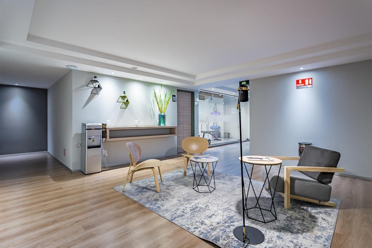 Kali Centro Mexico City 2