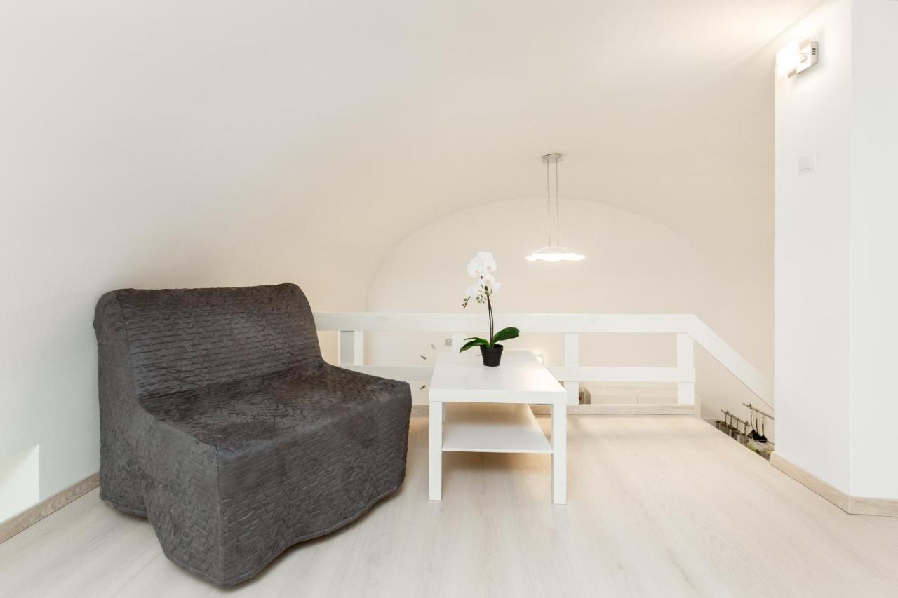 B17 Bajcsy Apartment 1