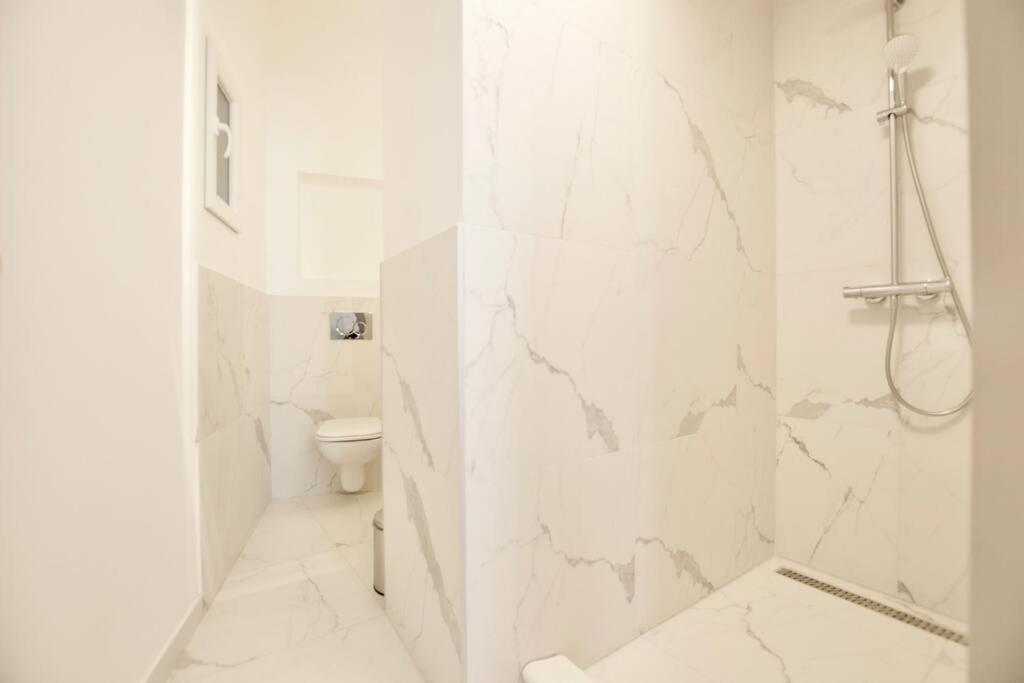 Premium Apartment by Hi5 - Ferenciek Tere - 3 Bdr