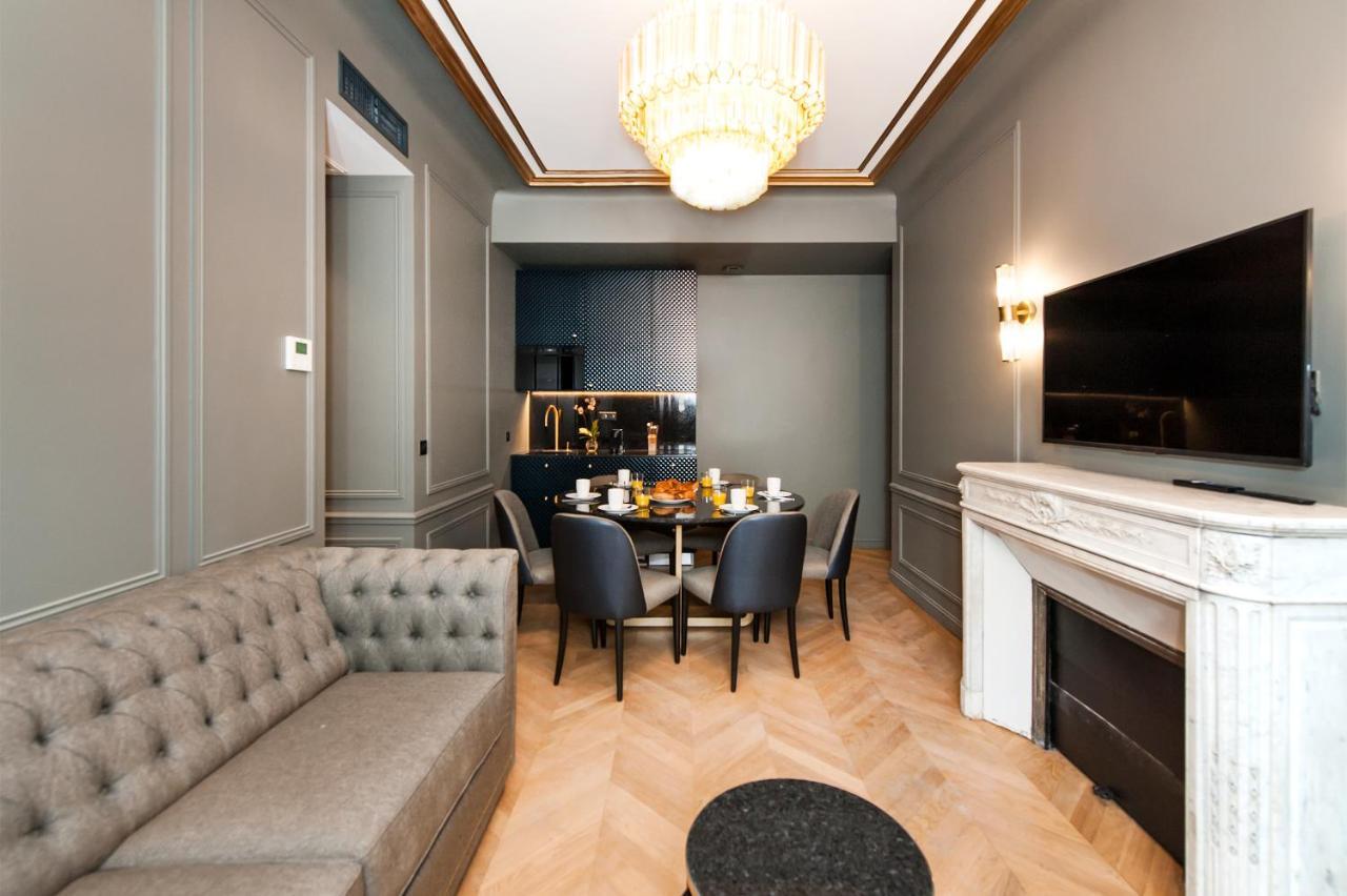 Pick a Flat's Champs Elysees Apartments - Rue Lincoln 1