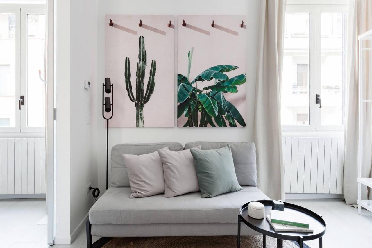 Elegante Appartamento Minimal Dai Tocchi Botanici