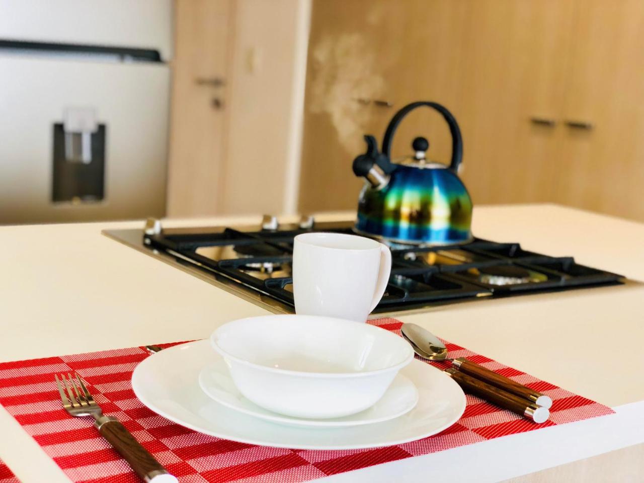 Boutique Apartment Downtown 1106 2