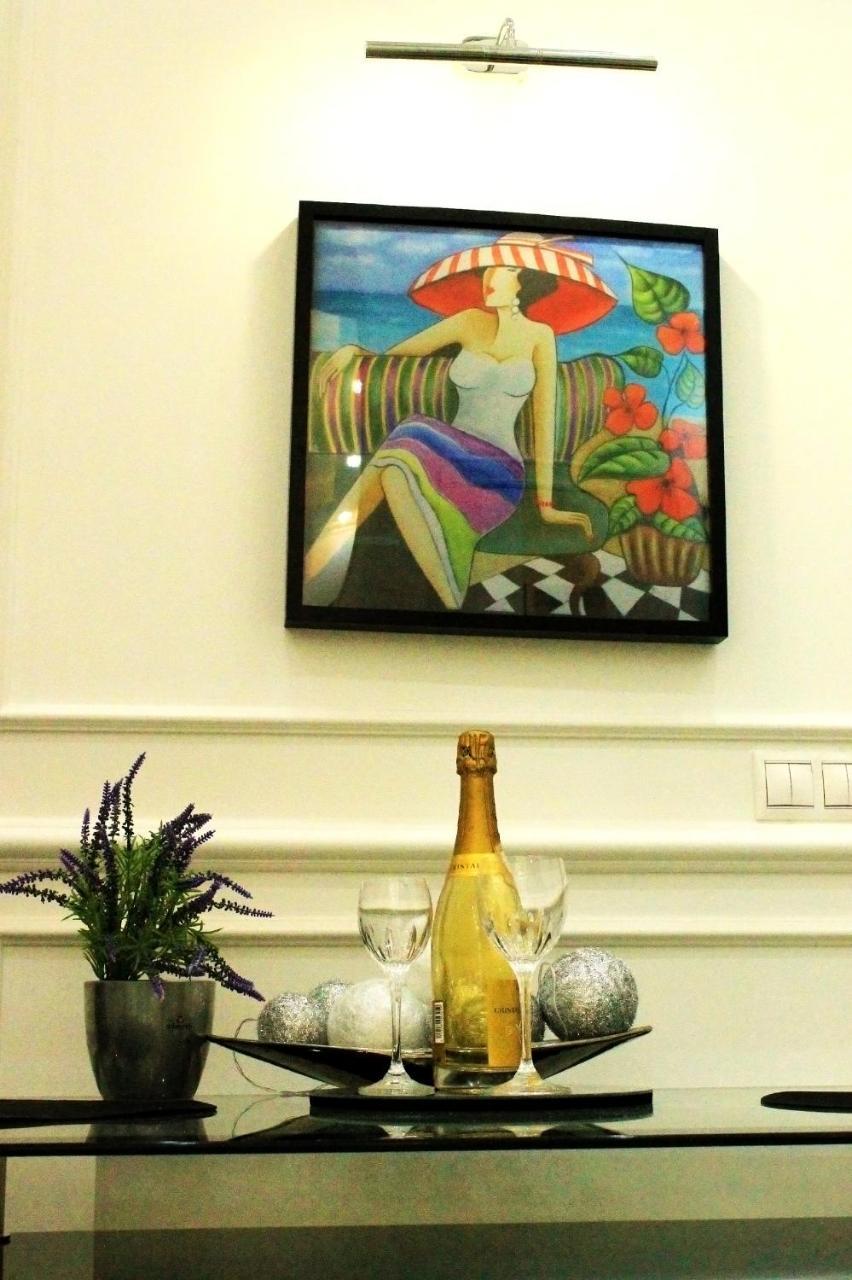 The Wonder Deer Apartment Next To the Opera Self Check-In (Adults Only) 1