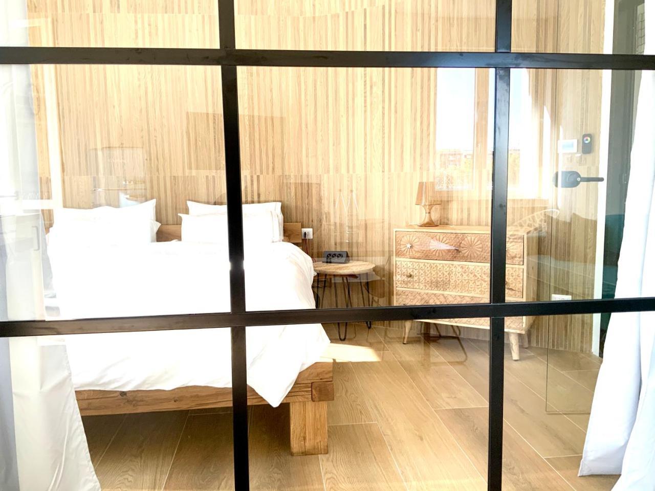 Luxury Flat by Central Station / Unique View (Adults Only) 2