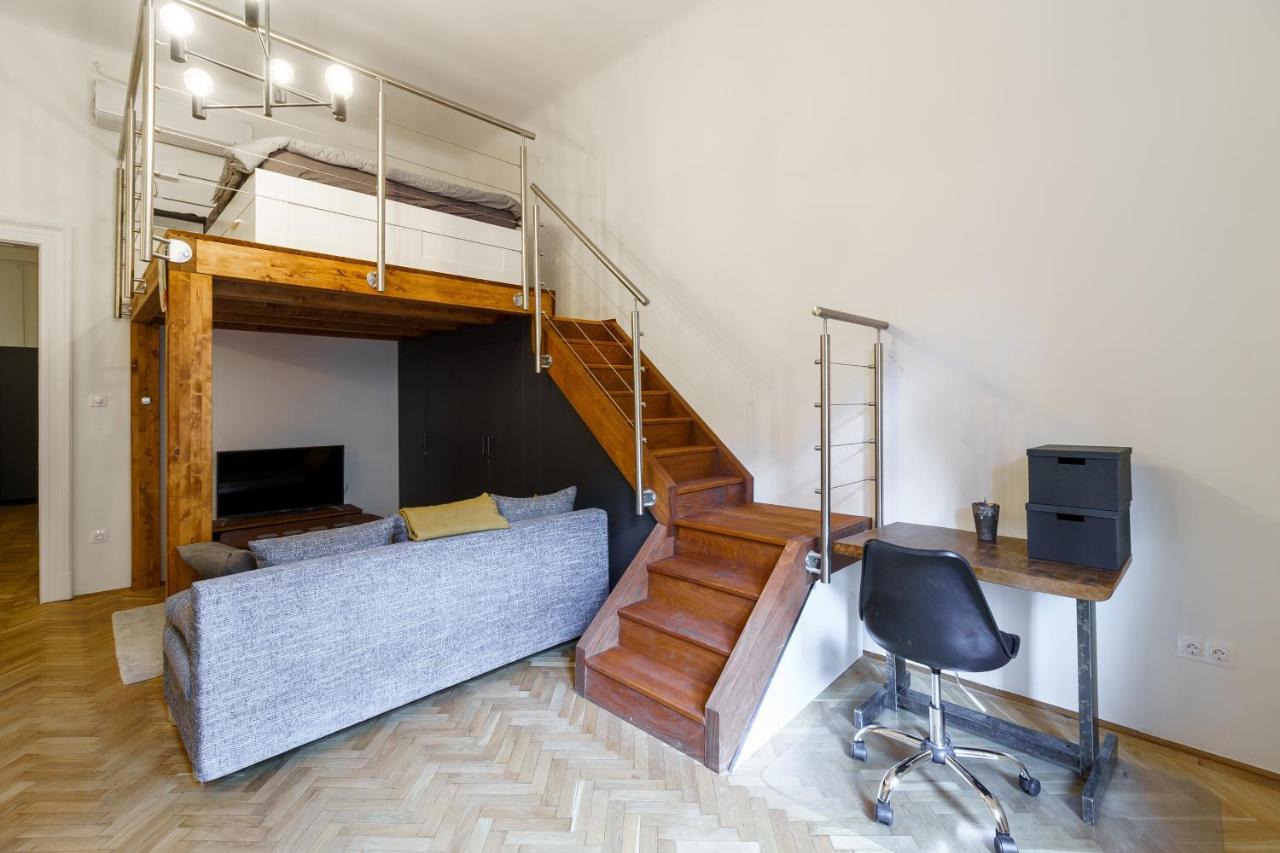 Central Loft-Style Flat Next To Danube 2