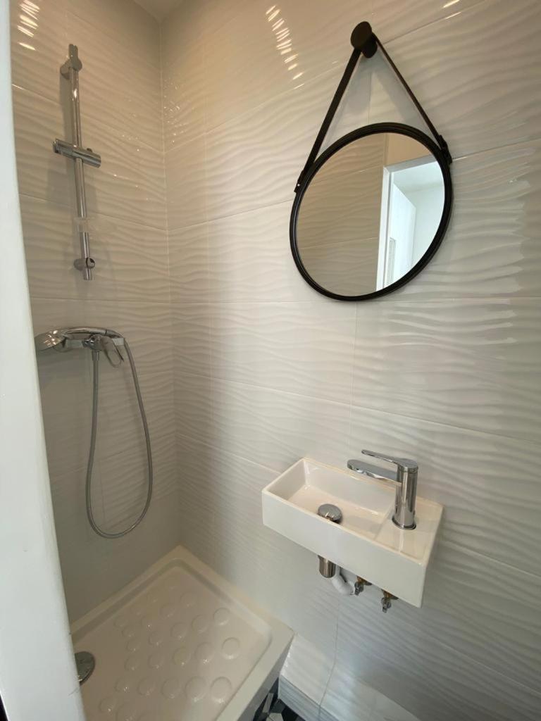 Heart of Saint Germain Des Pres - Perfect Location 2