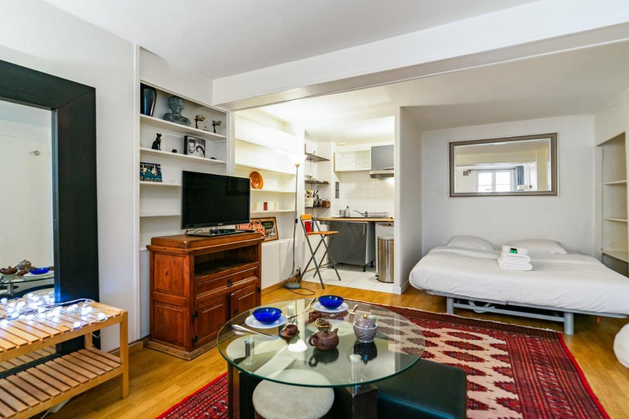 Nice And Calm Studio Nearby Alesia at the Heart of Paris - Welkeys