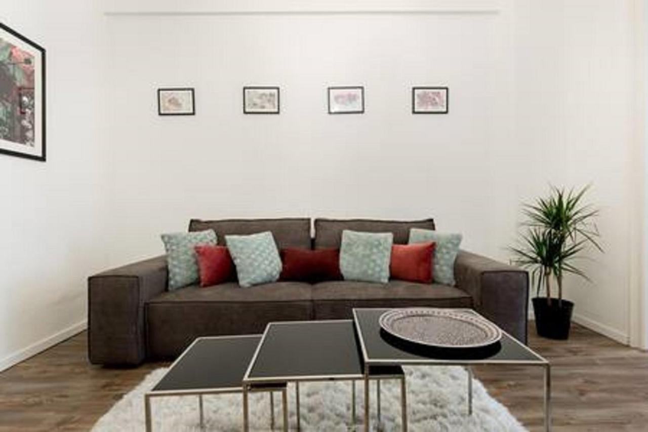 Splendid Private Flat 1