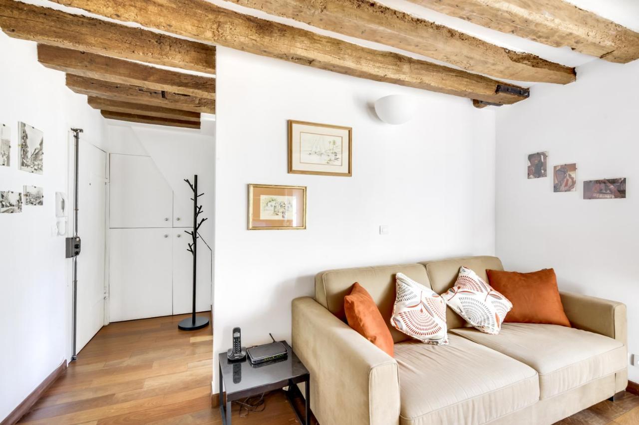 Saint Germain Des Pres Unit 002 (Adults Only) 2