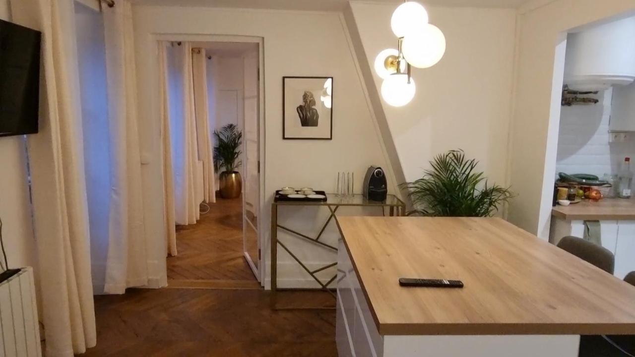 Champs Elysees Luxury Appartment 2