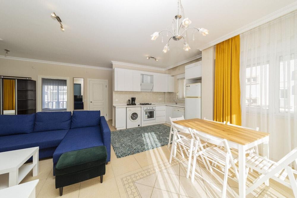 Flat with Balcony And Shared Pool in Belek 1