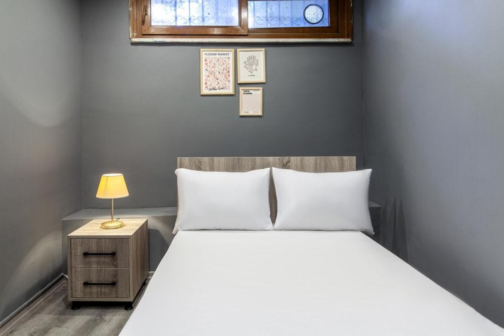 Amazing Flat Near Kennedy Avenue in Fatih 2