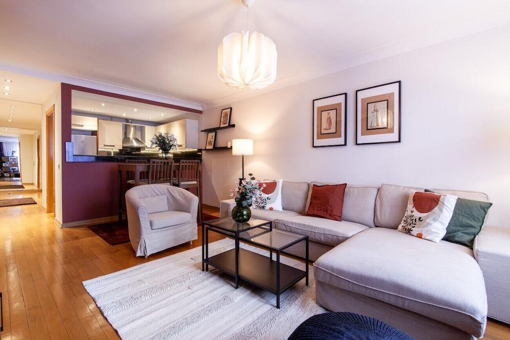 Missafir Comfy And Unique Designed Home