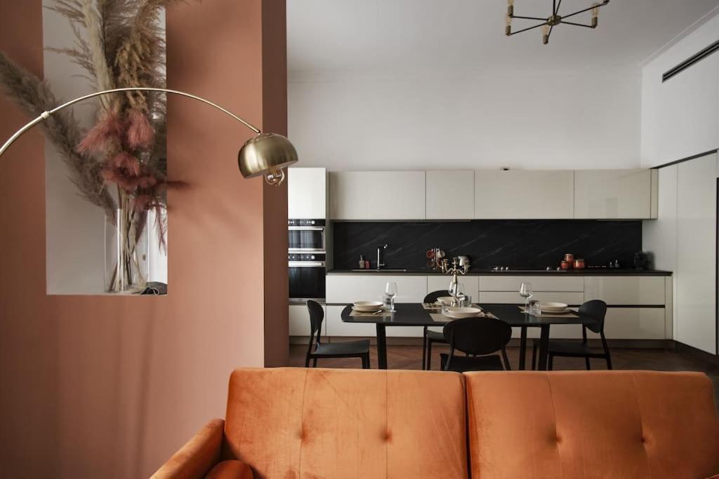 Luminoso Appartamento 1min Dalla Metro [Luxhome33] 1