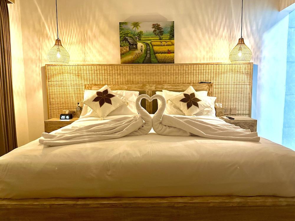 Canggu Bali Villa by Jiwa Hotels 2