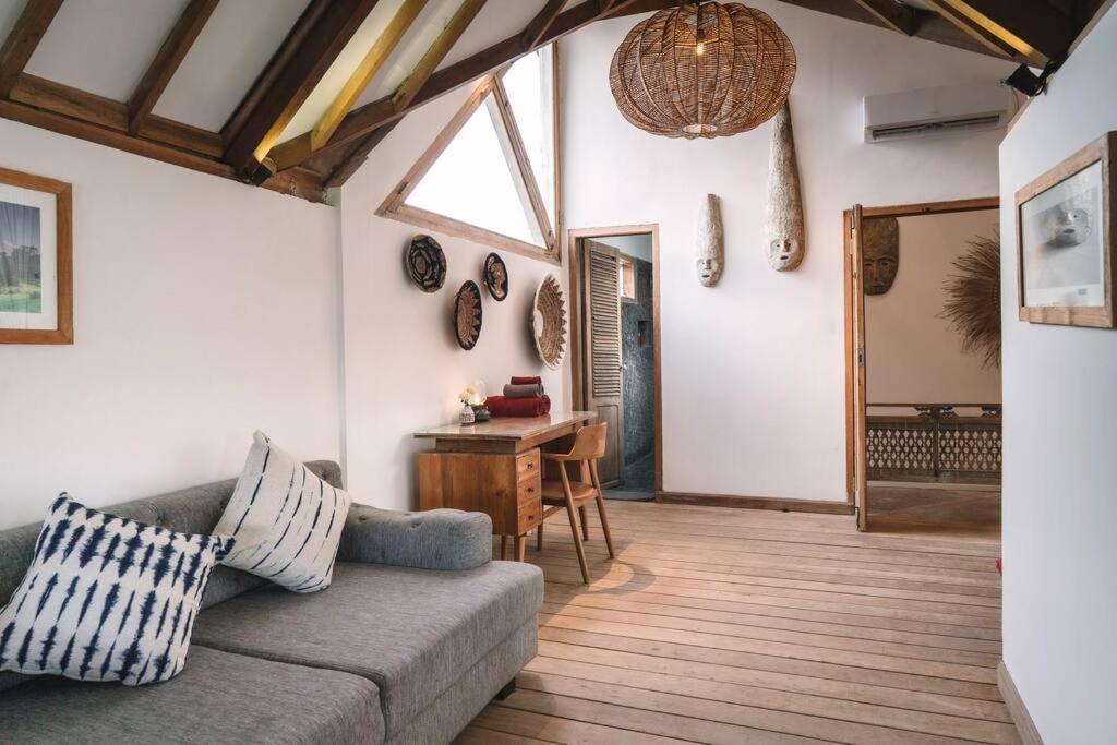 Villa Kai - 4br Modern Luxury Retreat in Canggu 2