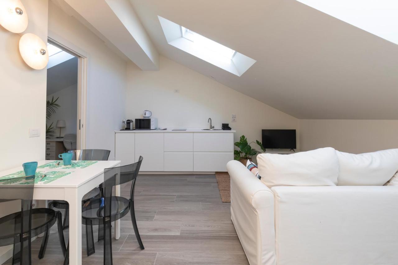 Splendida Mansarda a Pochi Passi Da M4 Argonne