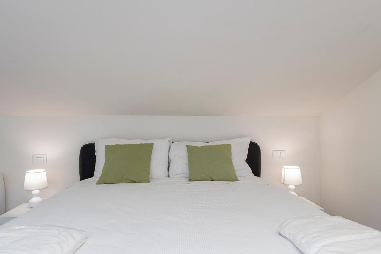 Splendida Mansarda a Pochi Passi Da M4 Argonne 1