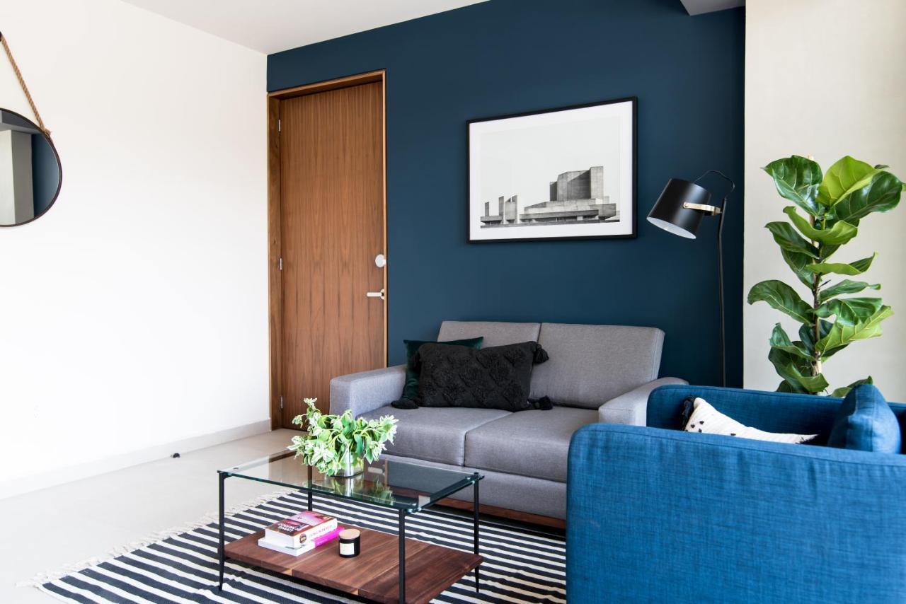 Alcazar Apartments 1