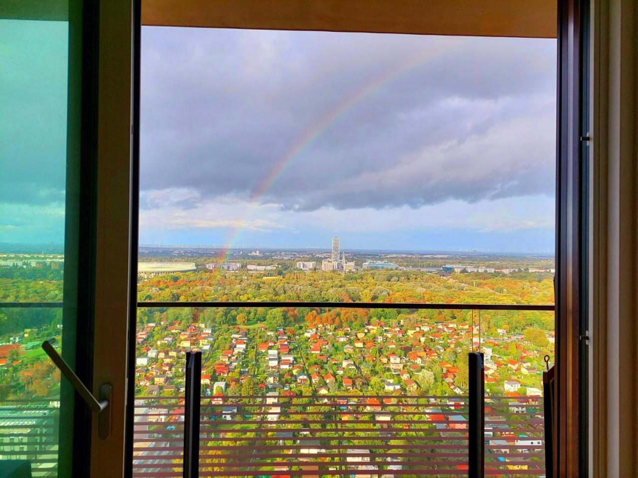 Triiiple 7heaven - Amazing View on Top Floor with Rooftop Pool 1