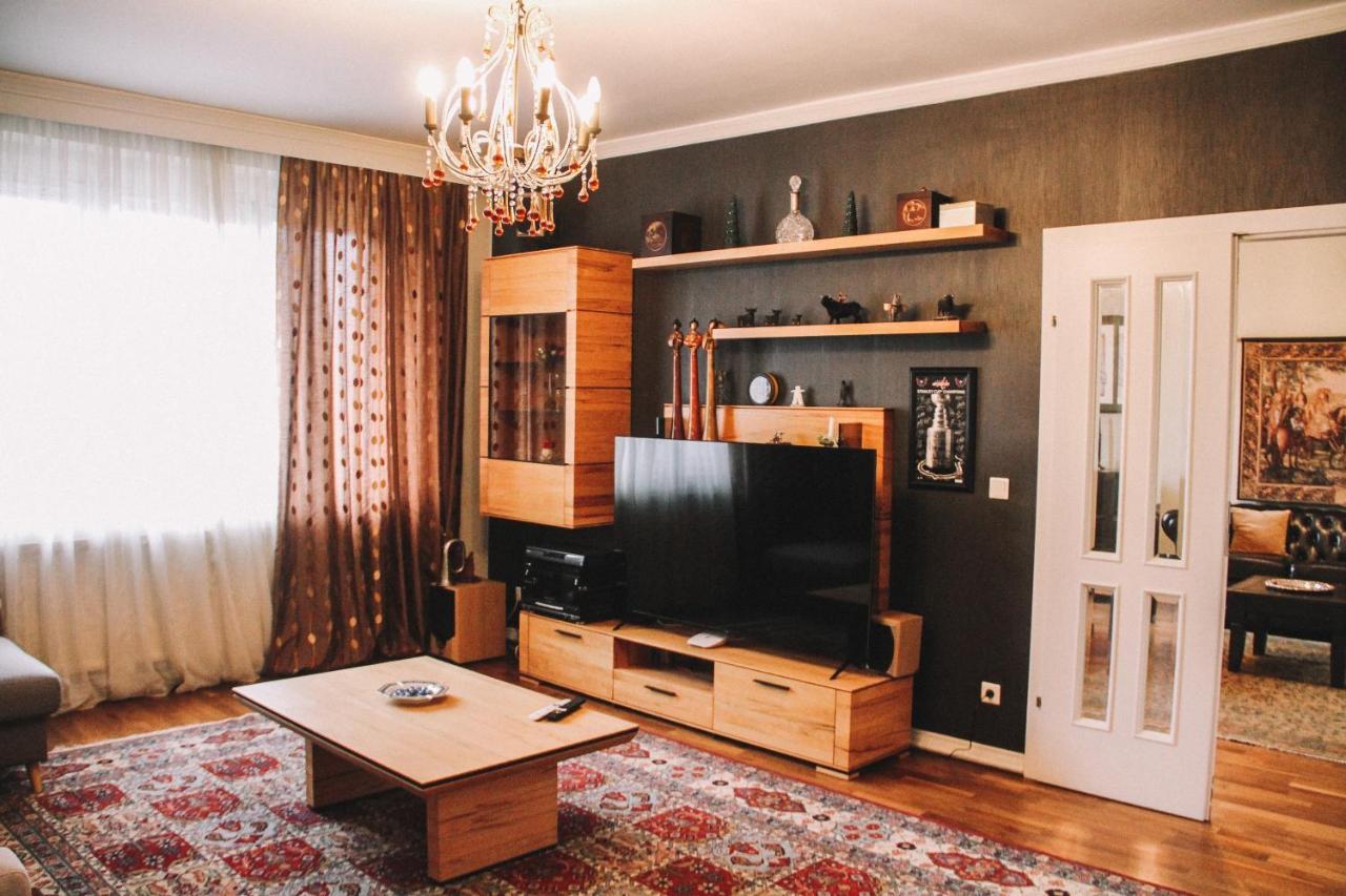 Apartment with a Balcony - 15 Min To City Center