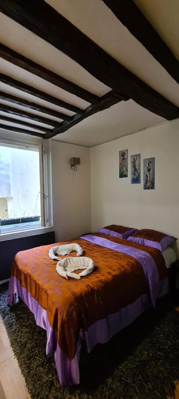 Cozy Apt Heart of Paris, 3 Mins Louvre 1