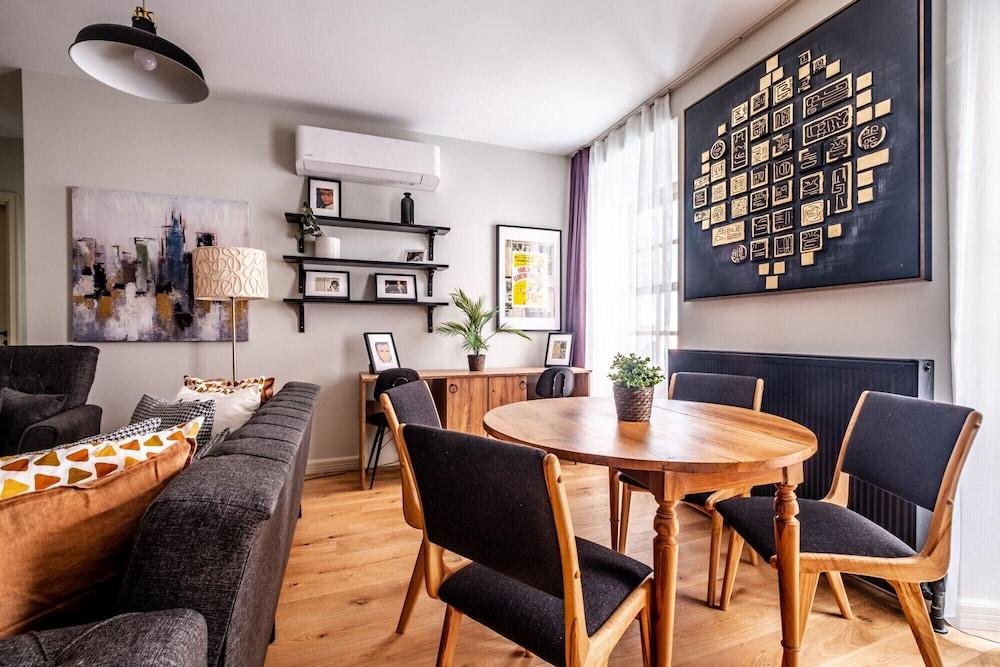 Charming Flat with Central Location in Beyoglu