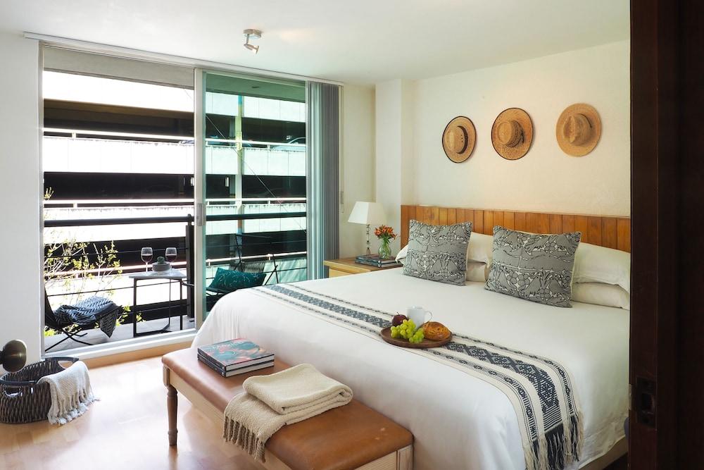 Juarez Colorido by the Local Way