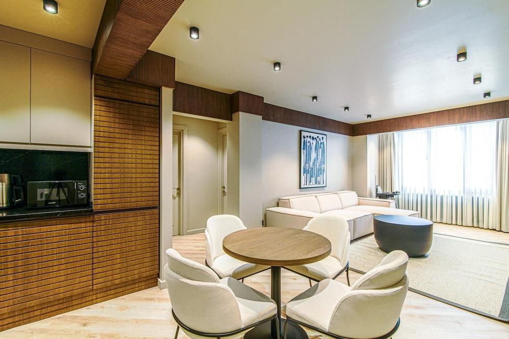 Chic And Convenient Flat in Central Besiktas