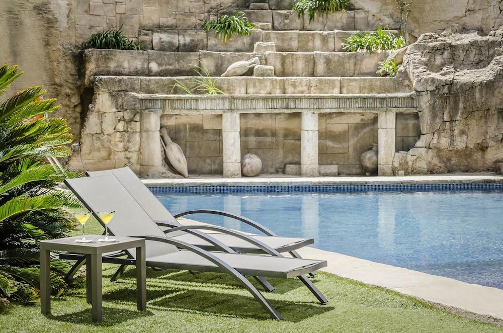 Exe Cunit Suites & SPA