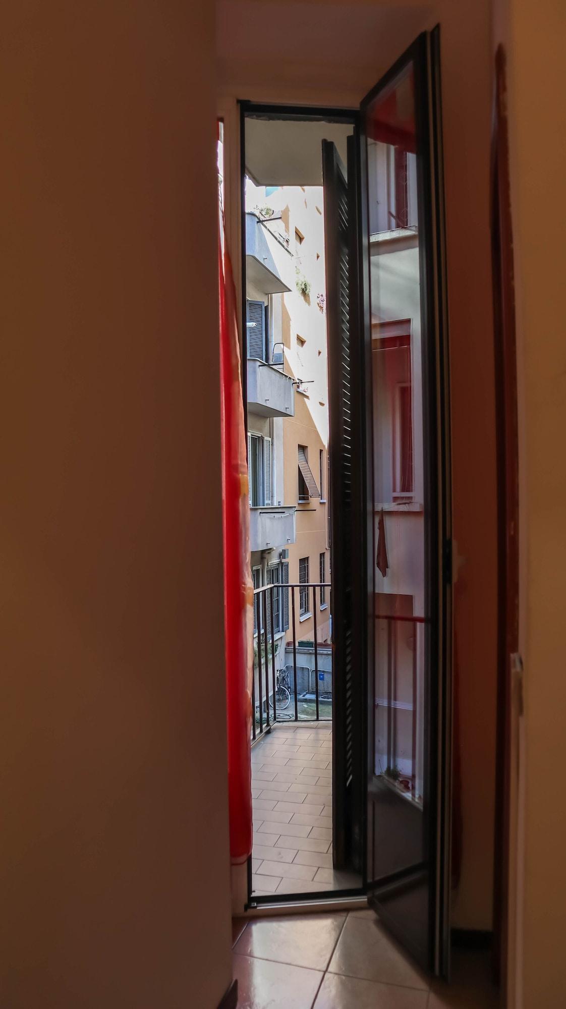 B&B I Am Here Central Station 1