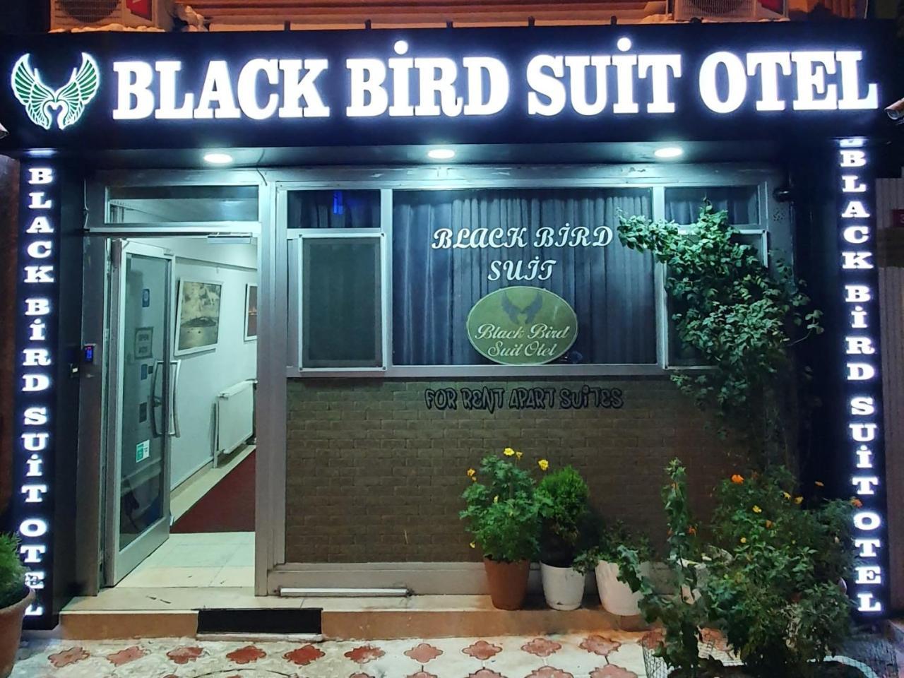 Black Bird Suite Hotel 1