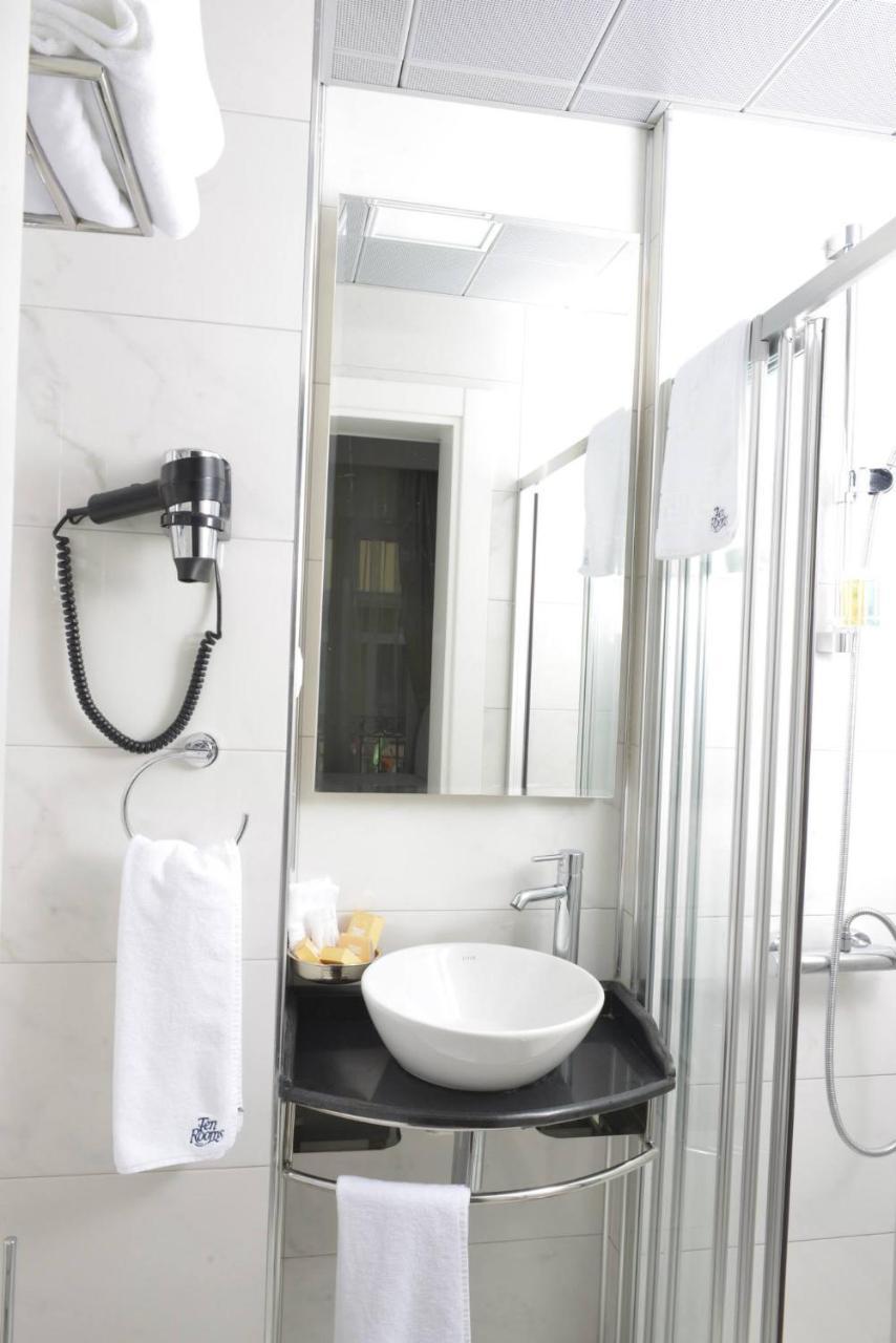 Ten Rooms (Adults only) 2