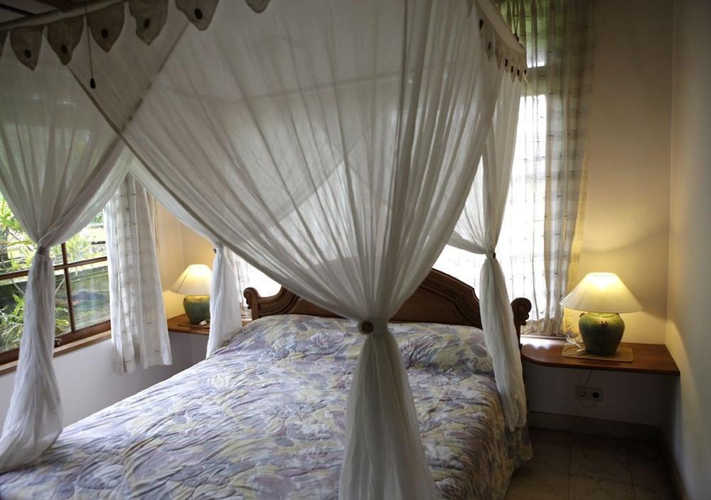 Villa Kompiang Bali 2