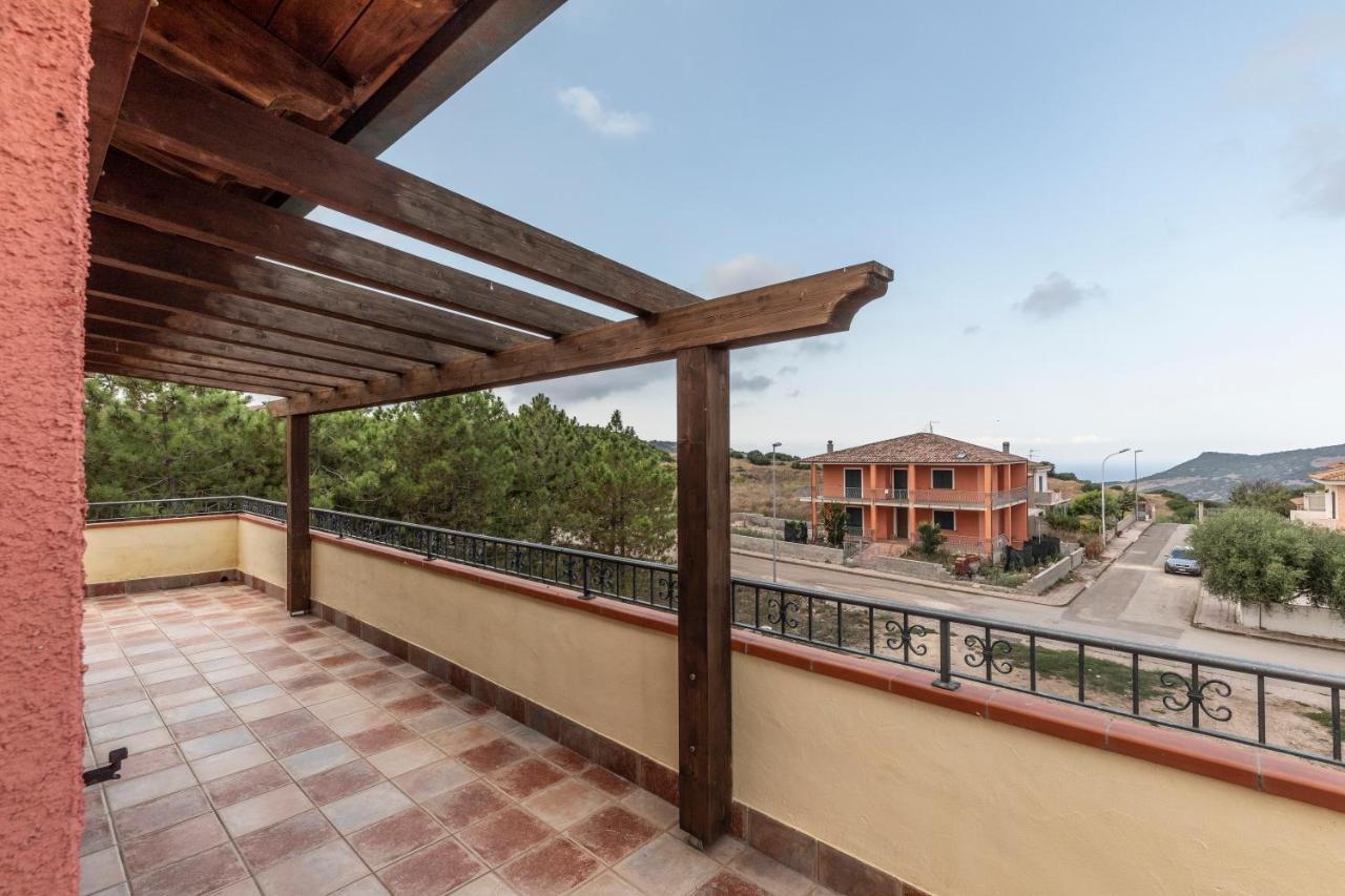 Attico Con Vista Collinare 1