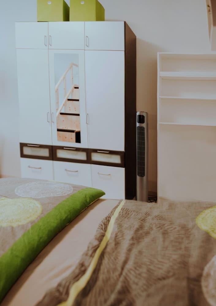 Modern City Apartment Near Central Park