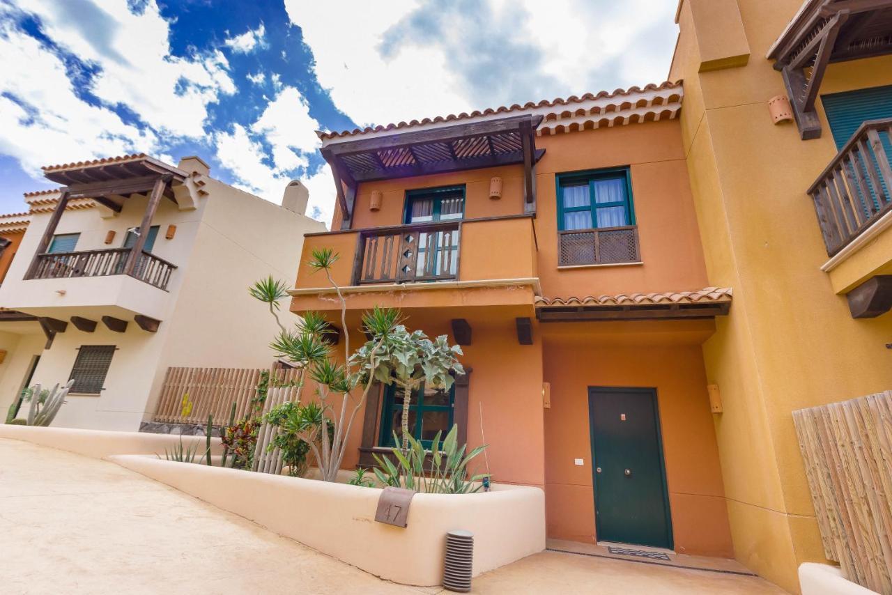 Villa San Blas First Line 1