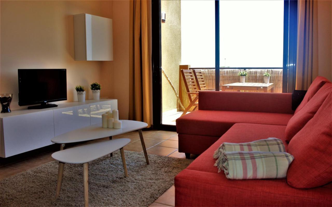 Apartment with Sea & Garden View 1