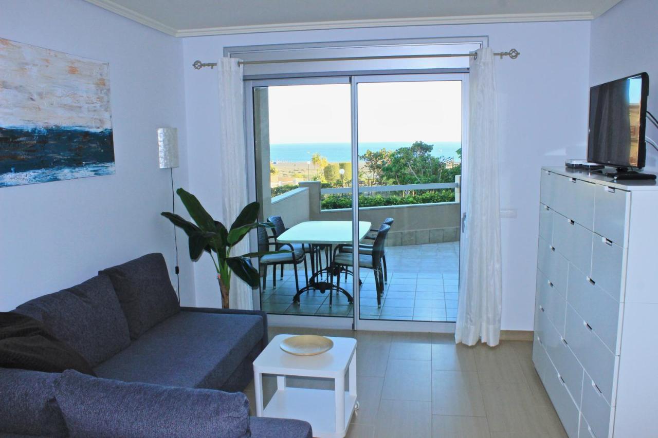 Ocean View Apartment with Large Terrace 2