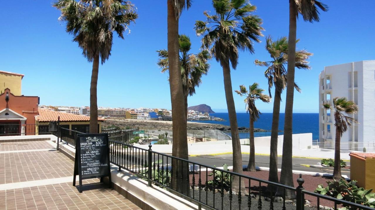 Large Apartment on Golf Course 1