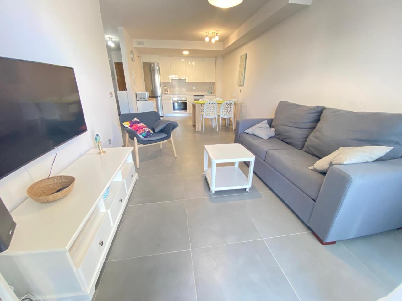 New And Cosy Apartment - 4 Min Walk From the Beach - la Tejita - El Medano 1