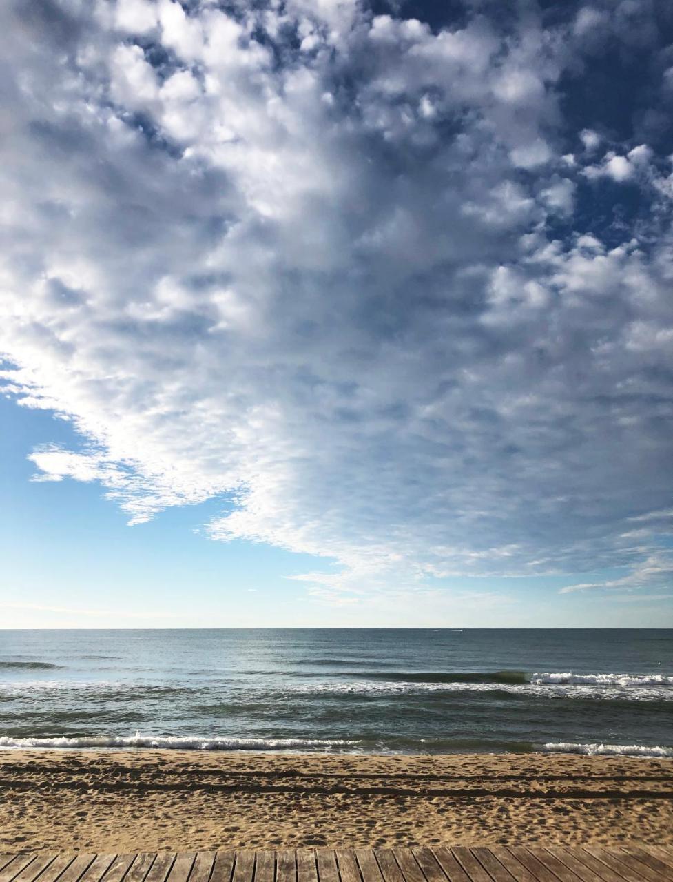 Lovely Seaside Apartment in Front of Calafell Beach And Cunit Beach 2