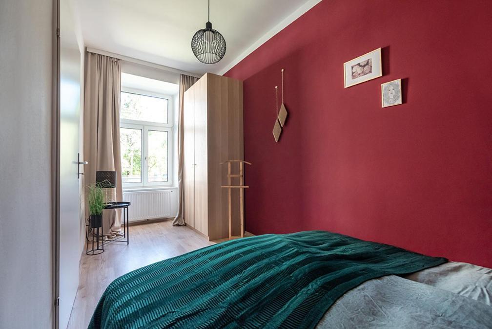 Colorful Apartment Facing Green Courtyard 2