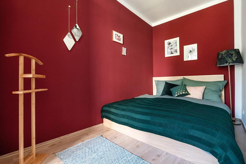 Colorful Apartment Facing Green Courtyard 1