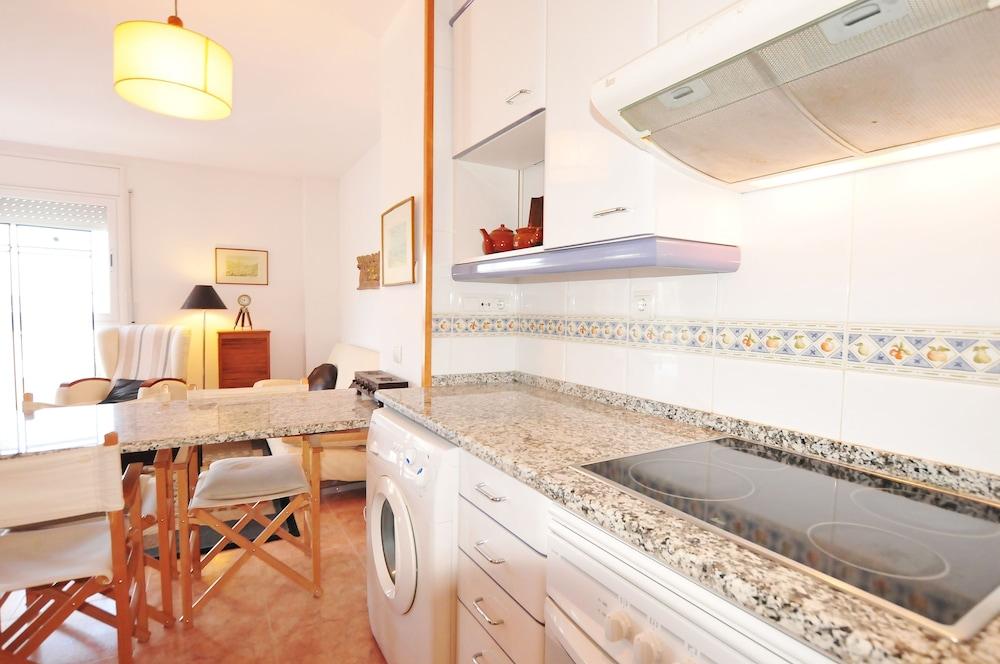 Homeholidaysrentals Apartamento Light - Costa Barcelona 2