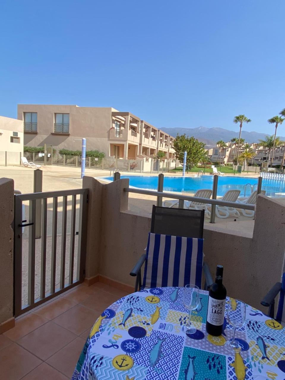 Tejita by the Pool, 2min Walk To Sea