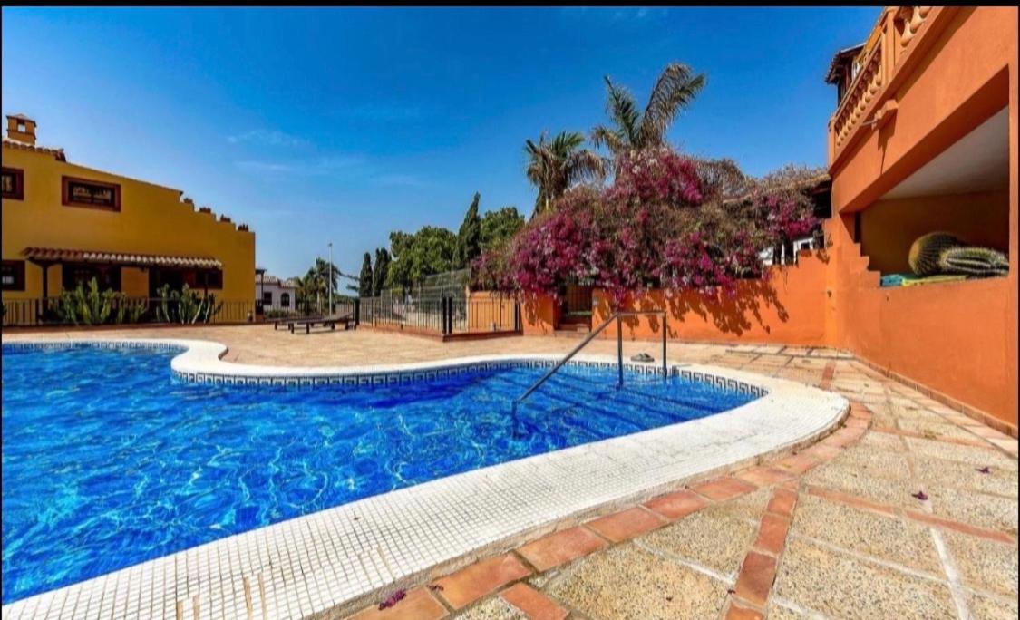 Elegant Elite Palace Apartment