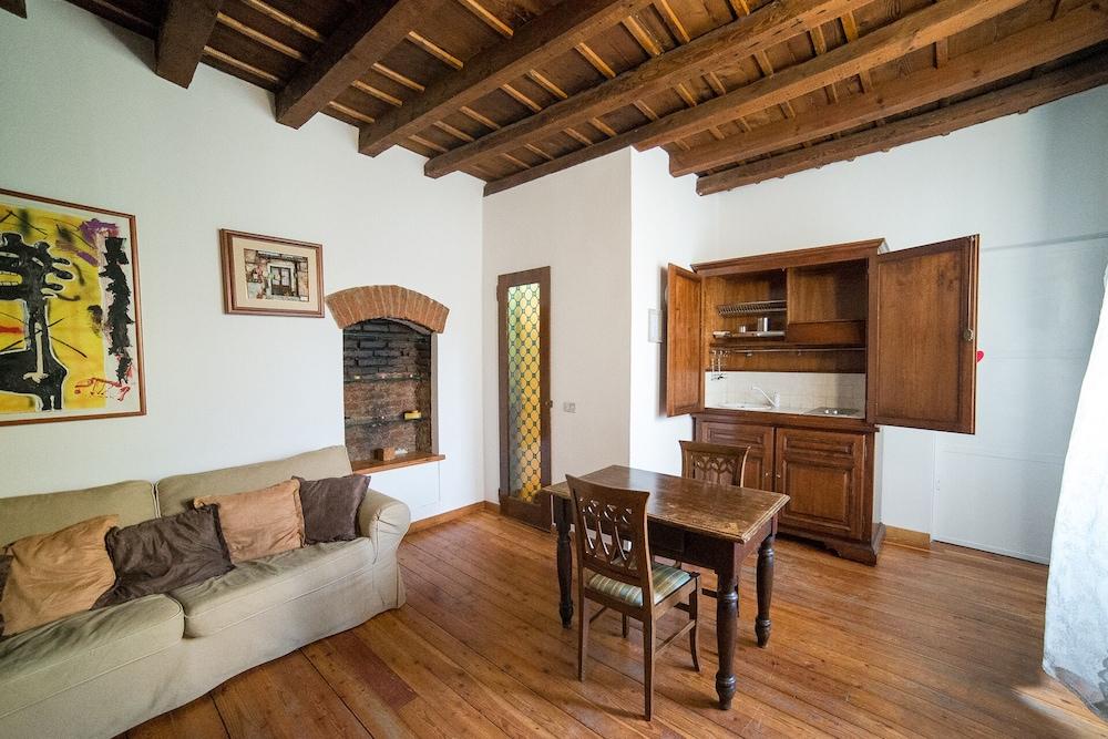 Hbhall - Navigli 2 Apartment